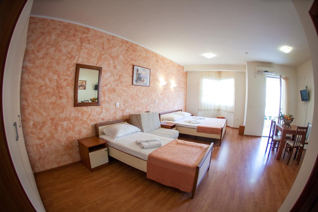 Residence Bella בודווה חדר תמונה