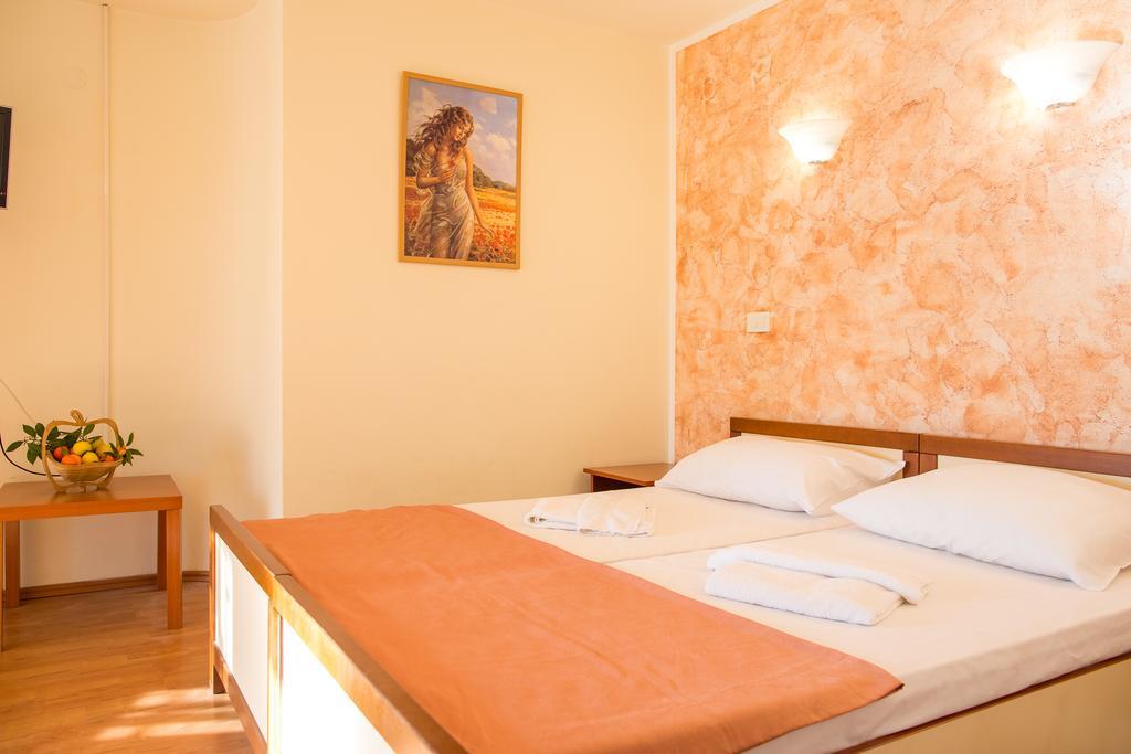 Residence Bella בודווה חדר תמונה