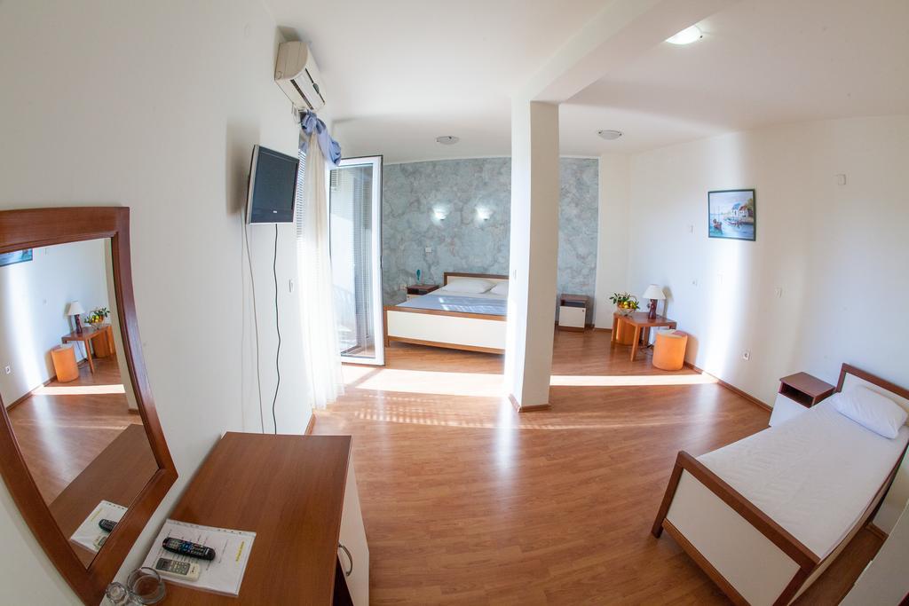 Residence Bella בודווה מראה חיצוני תמונה
